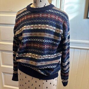 Beautiful vintage Hunt Club
100% cotton Fair Isle sweater
Small